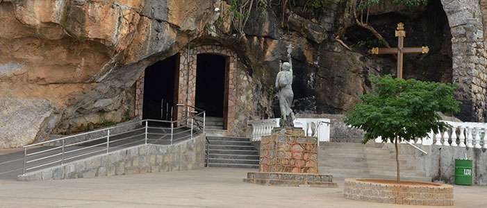 santuario-do-bom-jesus-da-lapa-monumentos-imagens Santuário do Bom Jesus da Lapa, seus monumentos e imagens