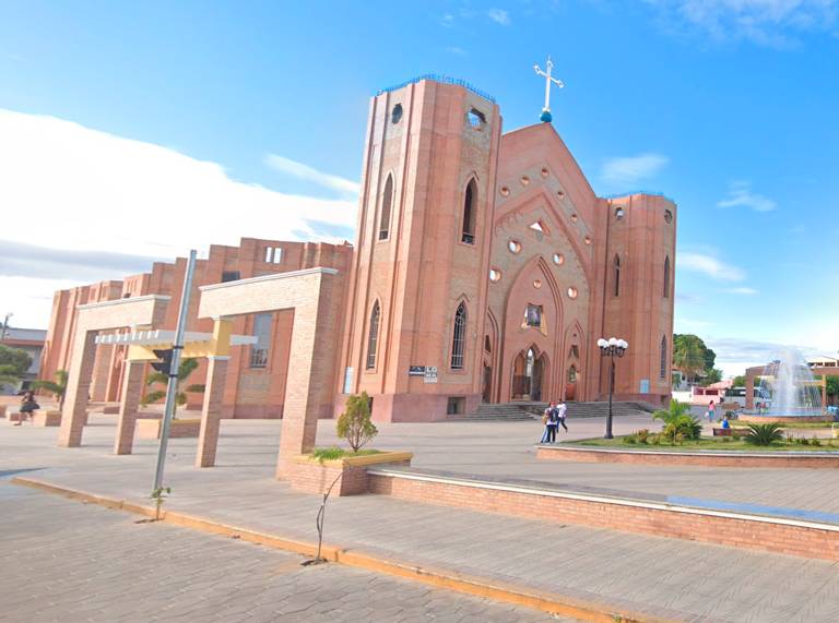 Catedral em Construção – Catedral de Nossa Senhora do Carmo