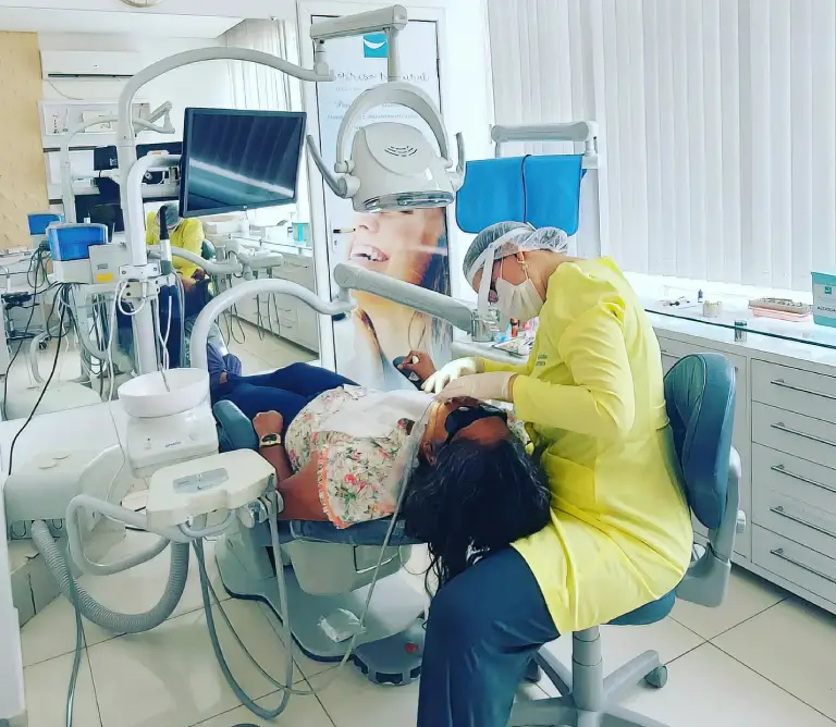 Como escolher o dentista ideal