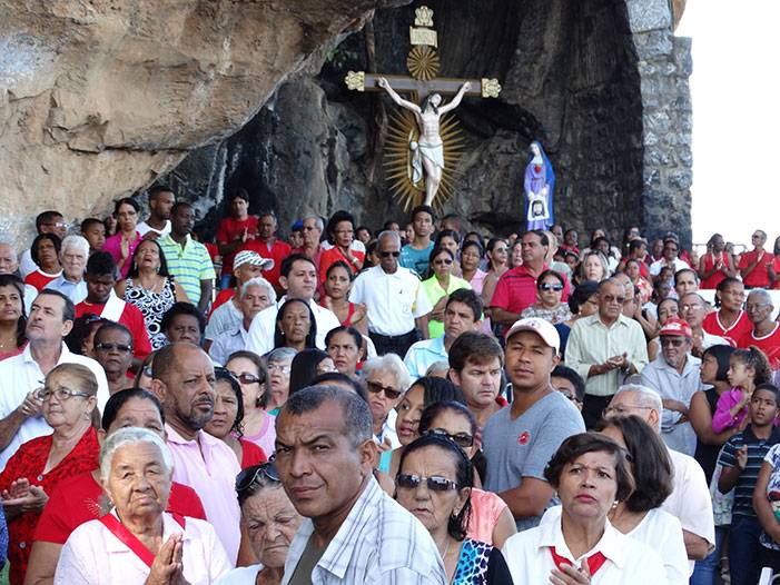 A História da Festa do Divino Espírito Santo Bom Jesus da Lapa