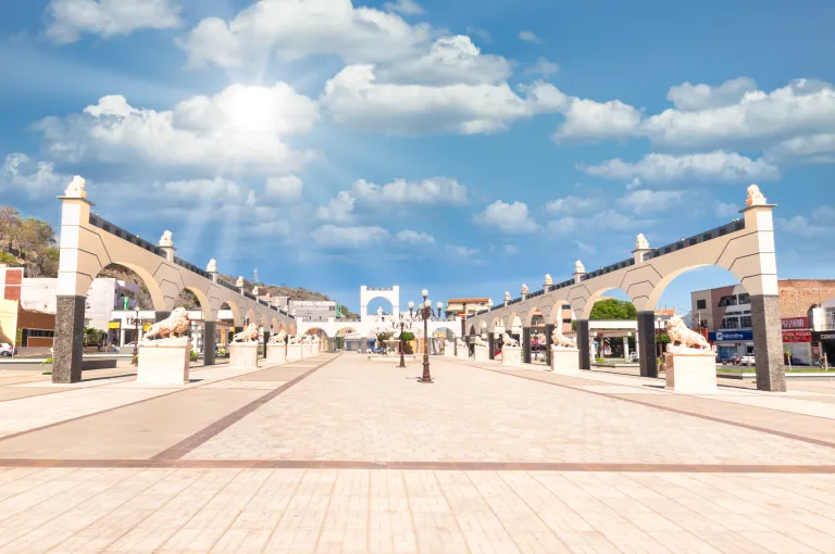 A Praça da Fé em Bom Jesus da Lapa é uma belíssima obra arquitetônica