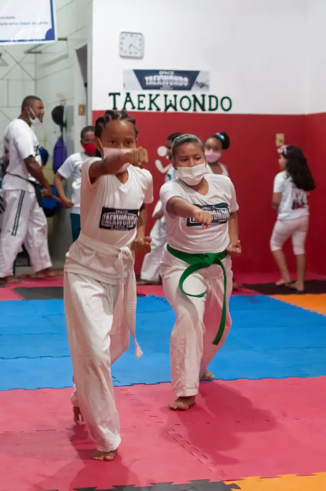 Space Taekwondo 6 Taekwondo para crianças